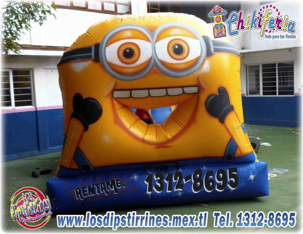 1 MINIONS CON ESCALADORA  3.5M X 5.5M